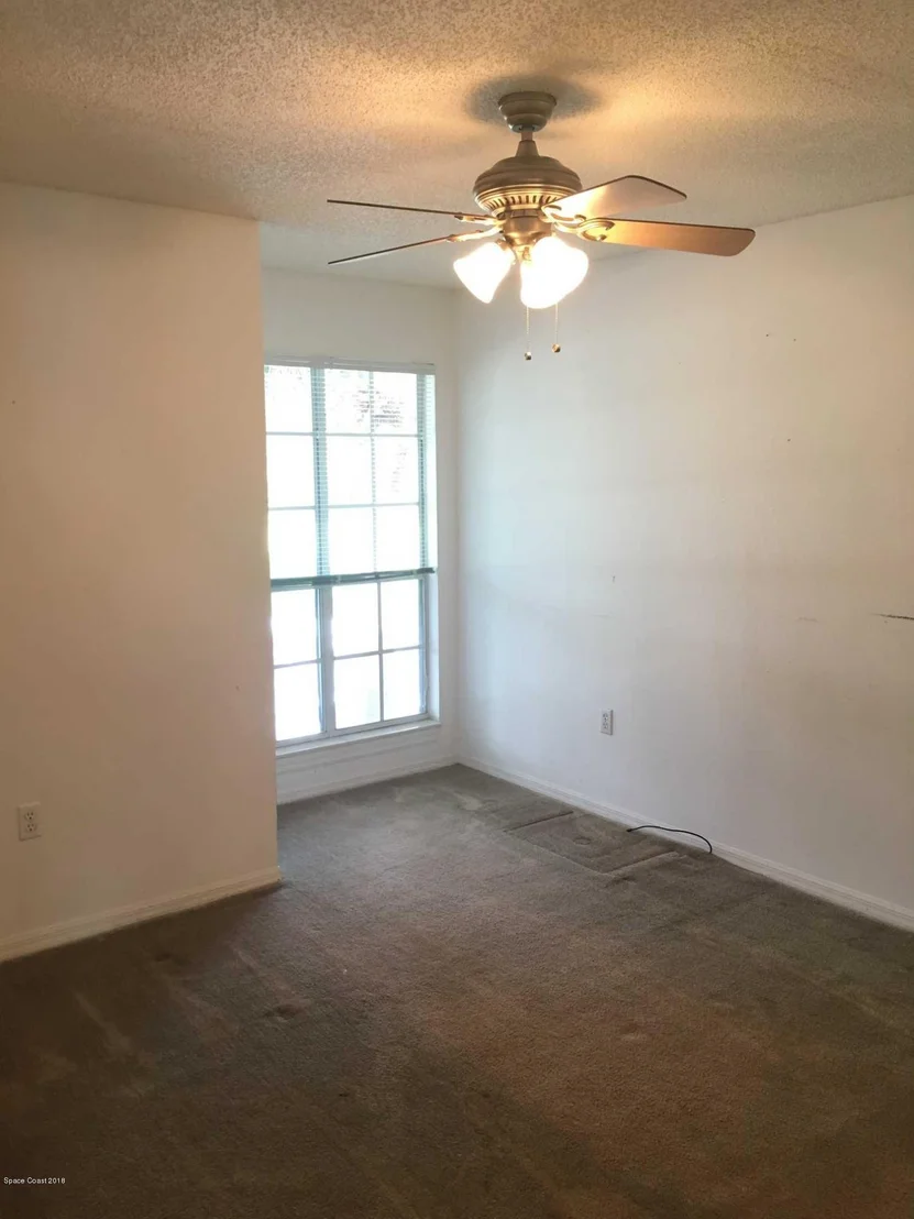 Photo of Unit 203 at 7010 Us-1