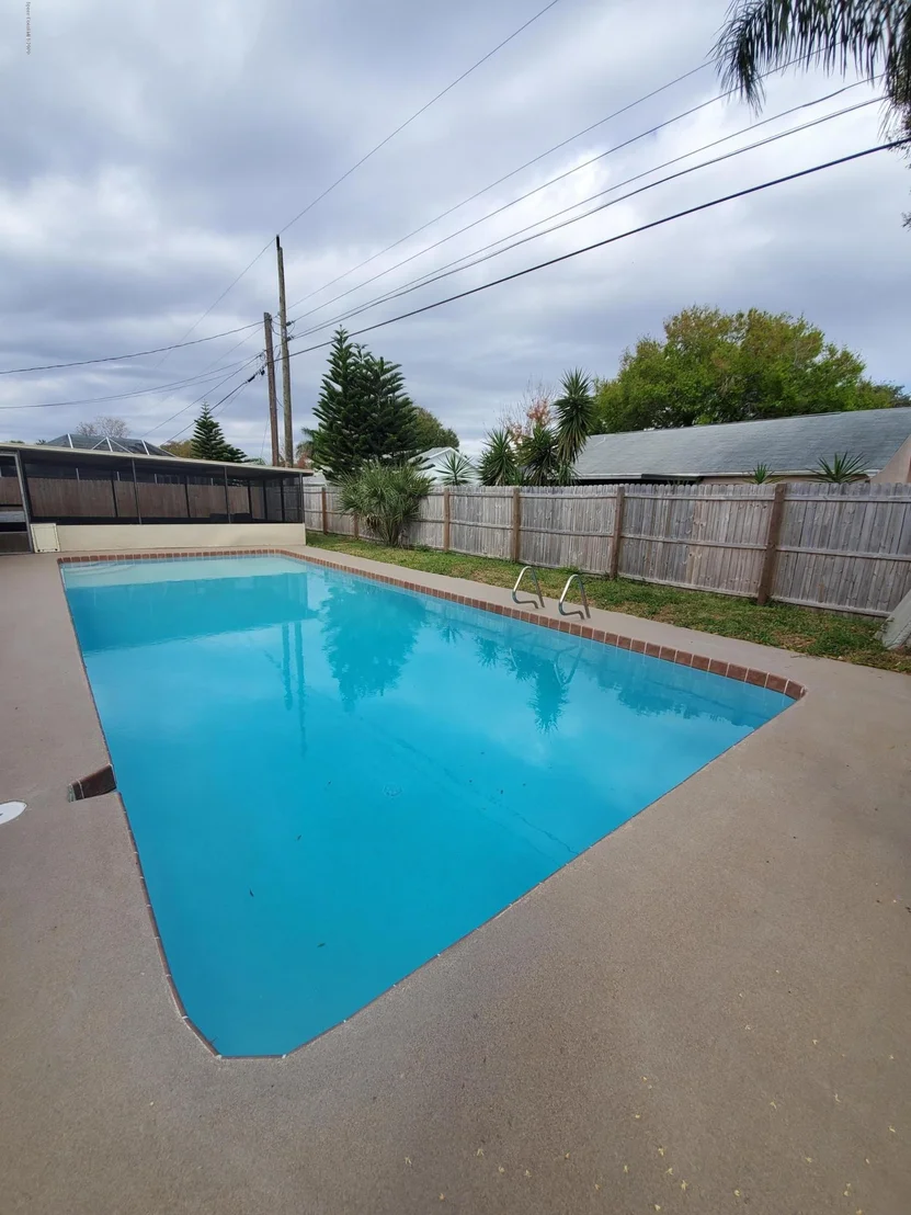 Photo of 890 Kings Post Road
