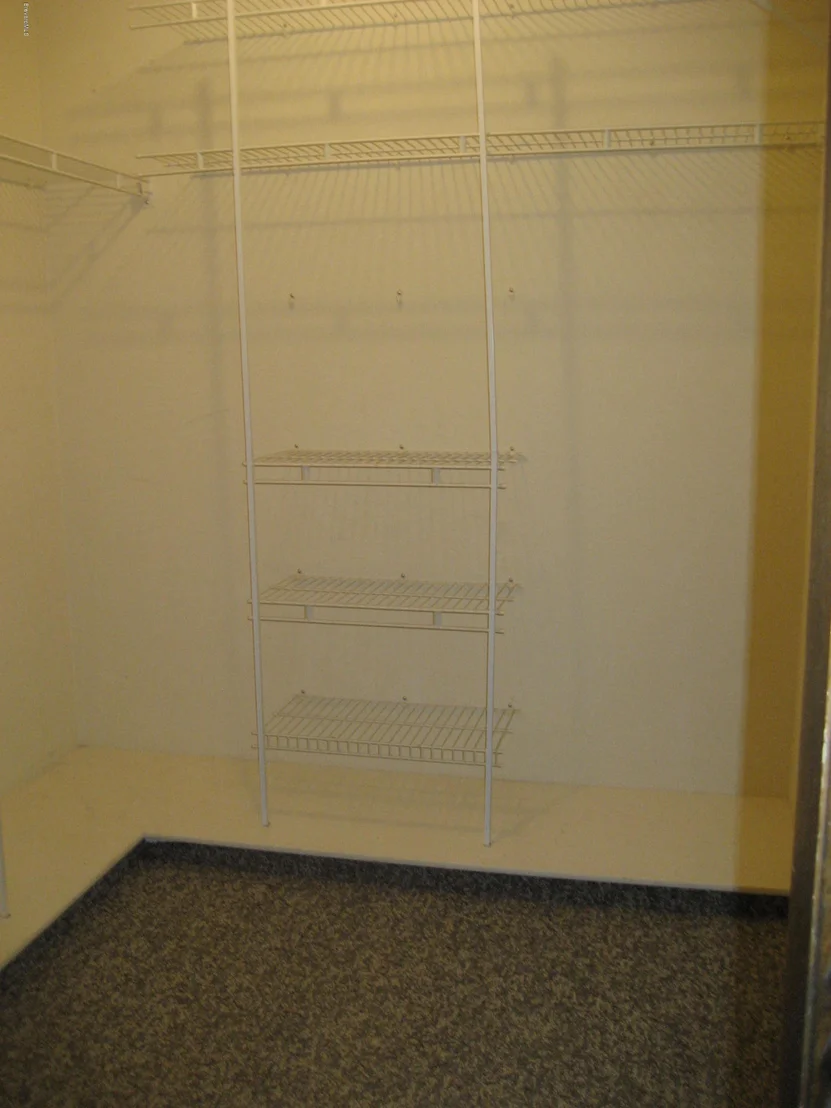 Photo of 240 Bayhead Drive