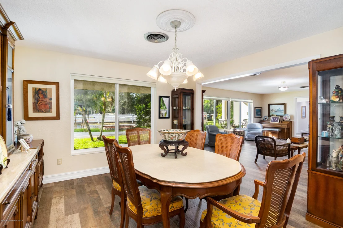 Photo of 2885 Turtle Mound Road