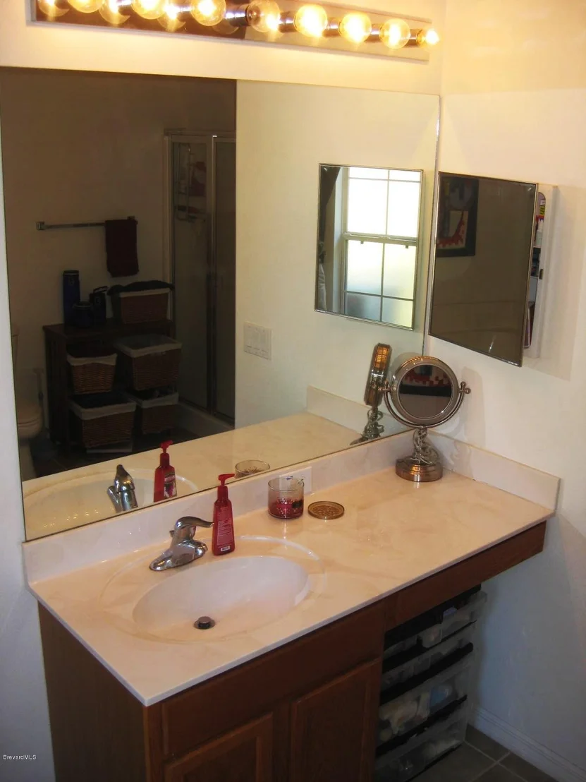 Photo of 2078 Maeve Circle
