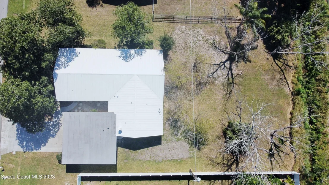 Photo of 445 Linda Lane
