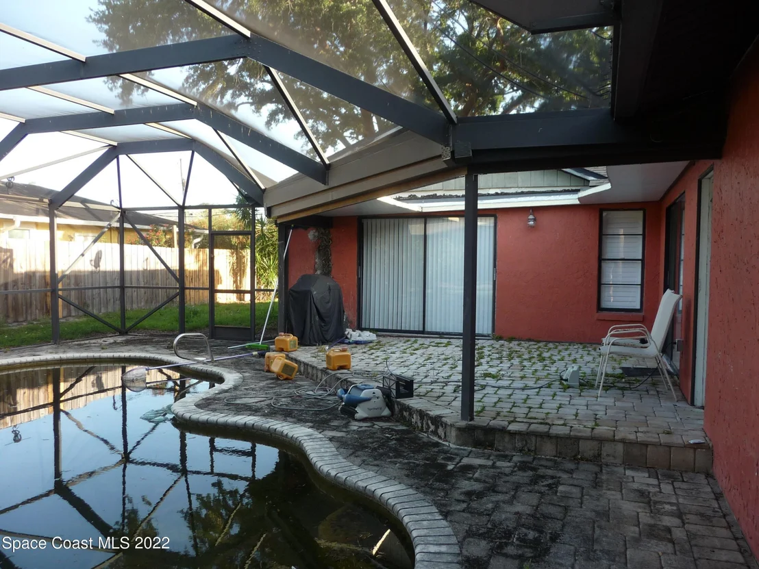 Photo of 1061 Fairlawn Drive