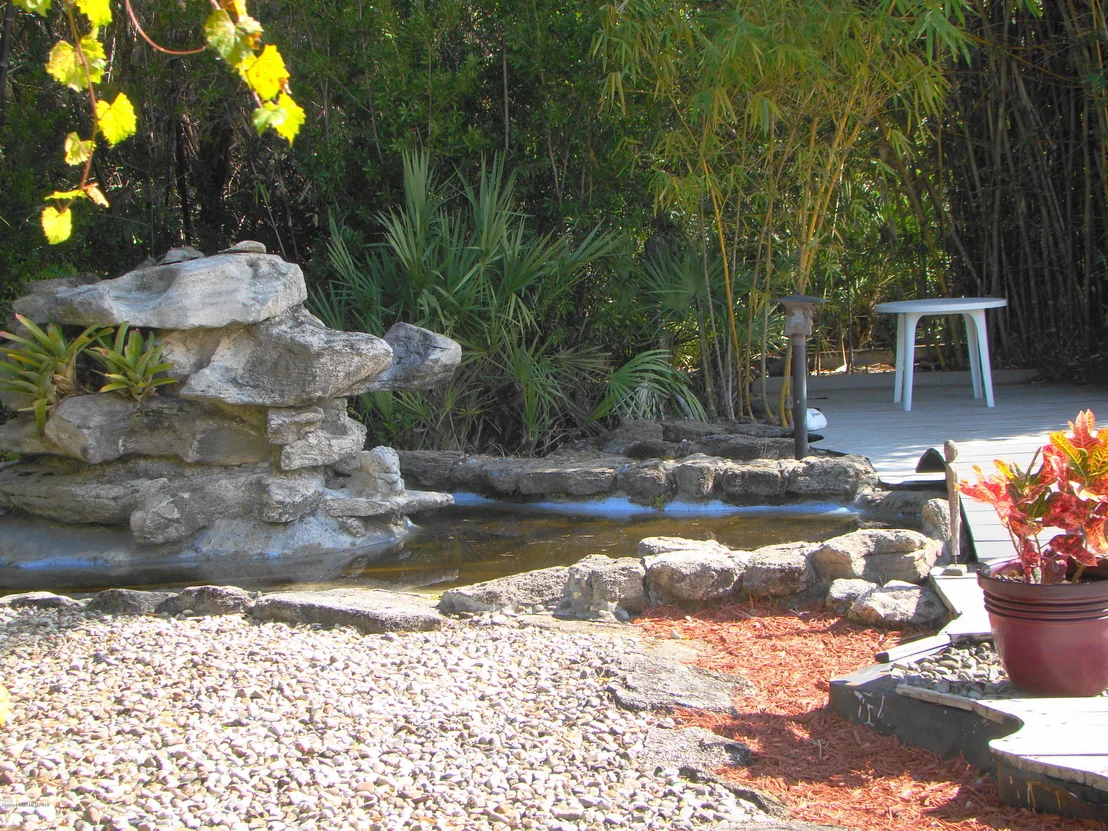 Photo of 4485 Canard Road