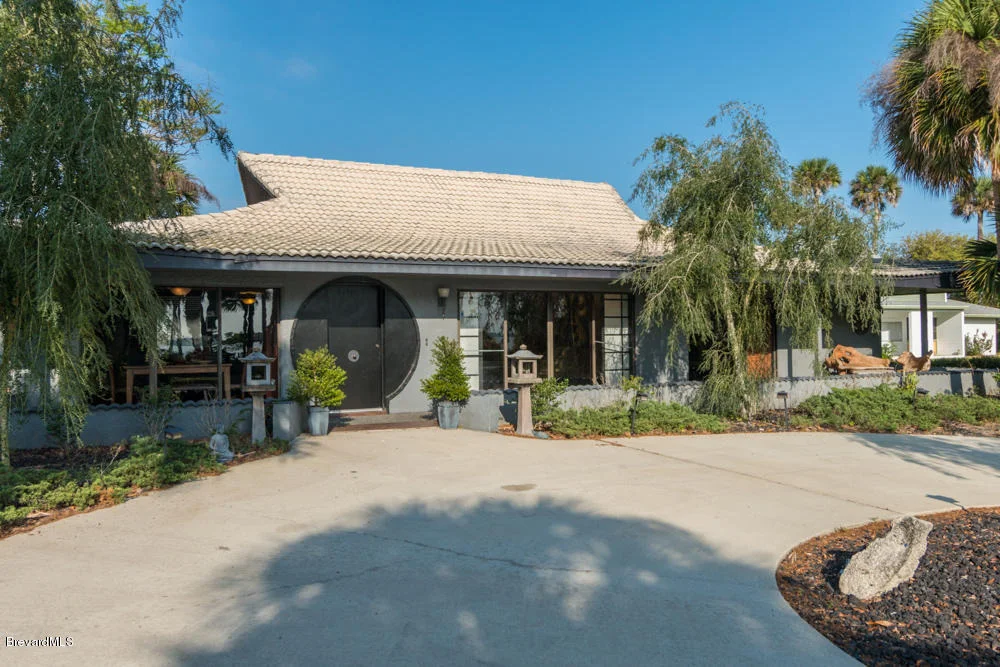 Photo of 3985 N Indian River Drive