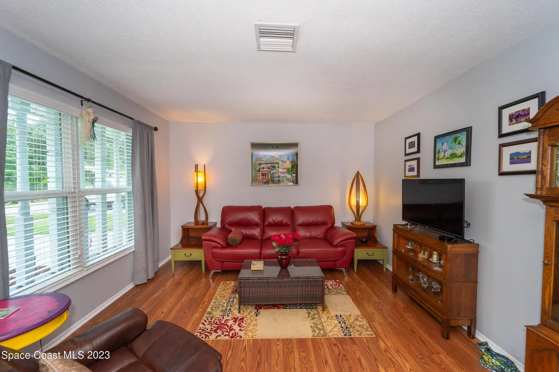 Photo of 700 Aloha Avenue