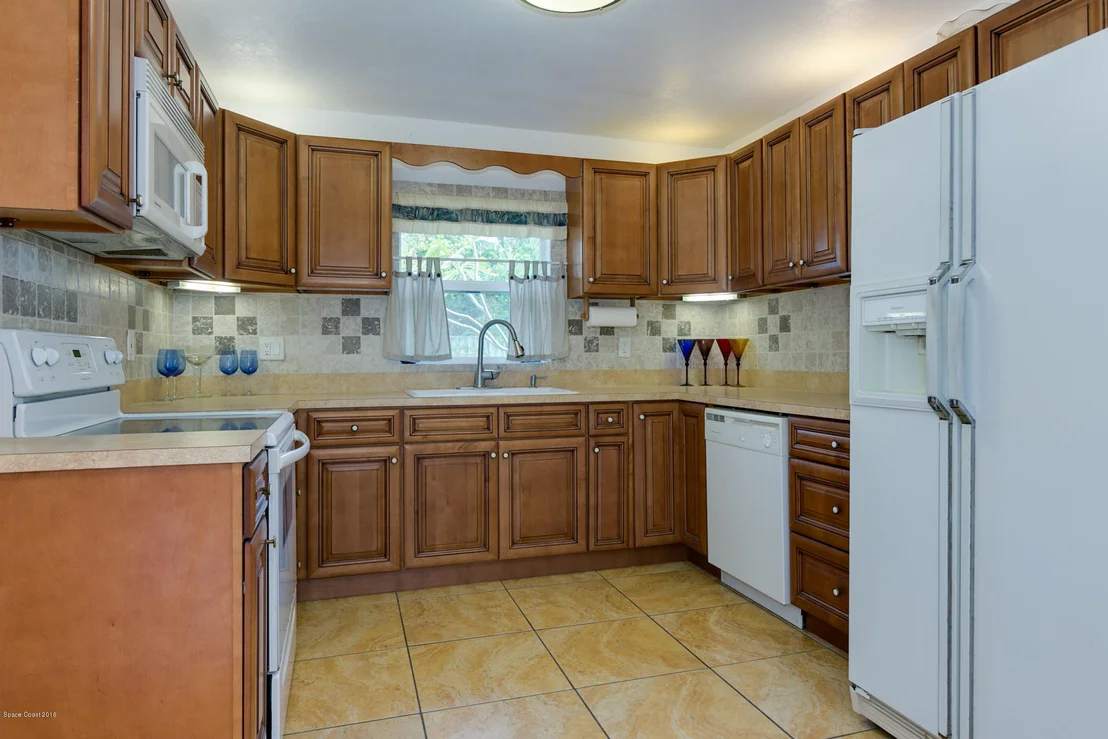 Photo of 769 Banyan Drive