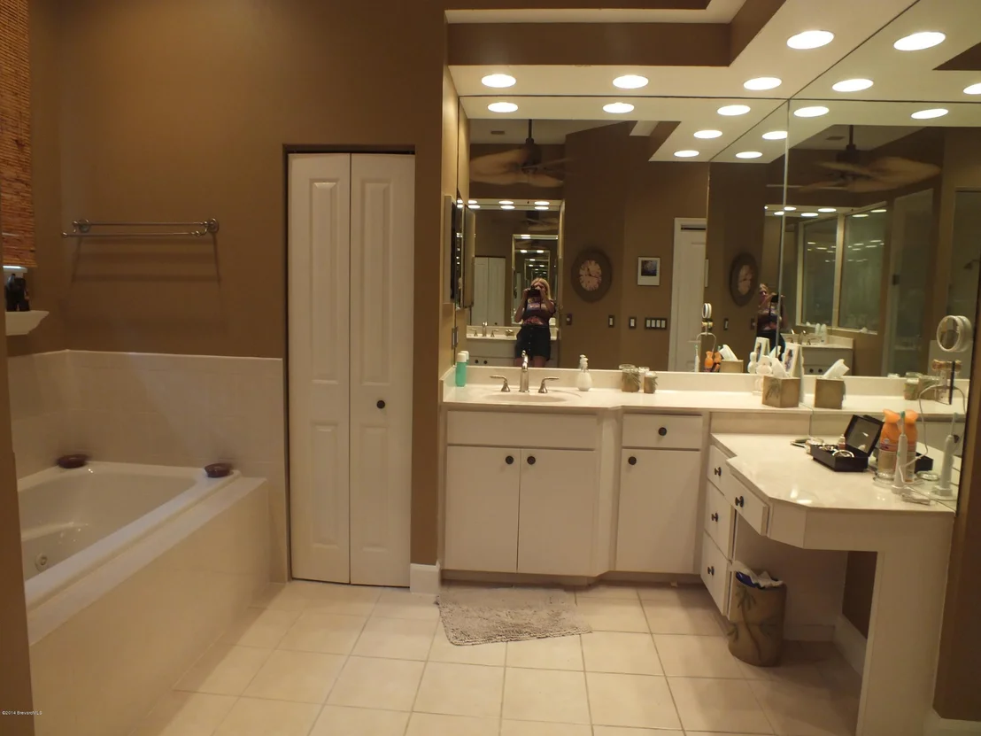 Photo of 470 Oriole Lane