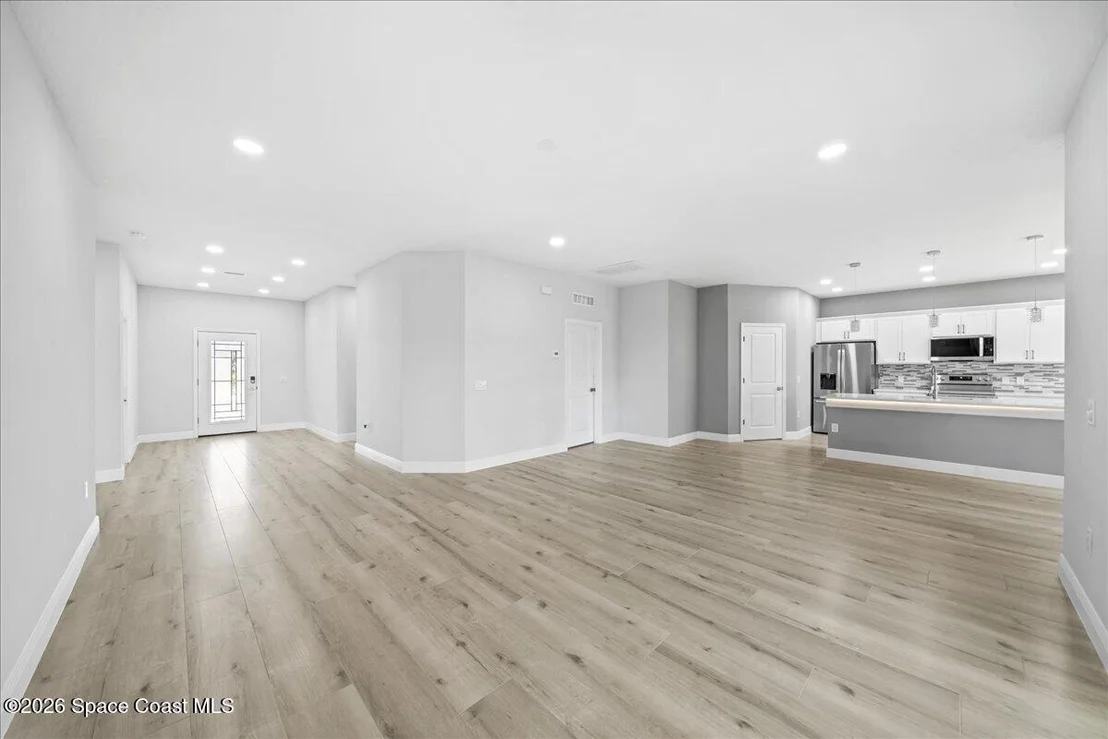 Photo of 299 Dorset Drive