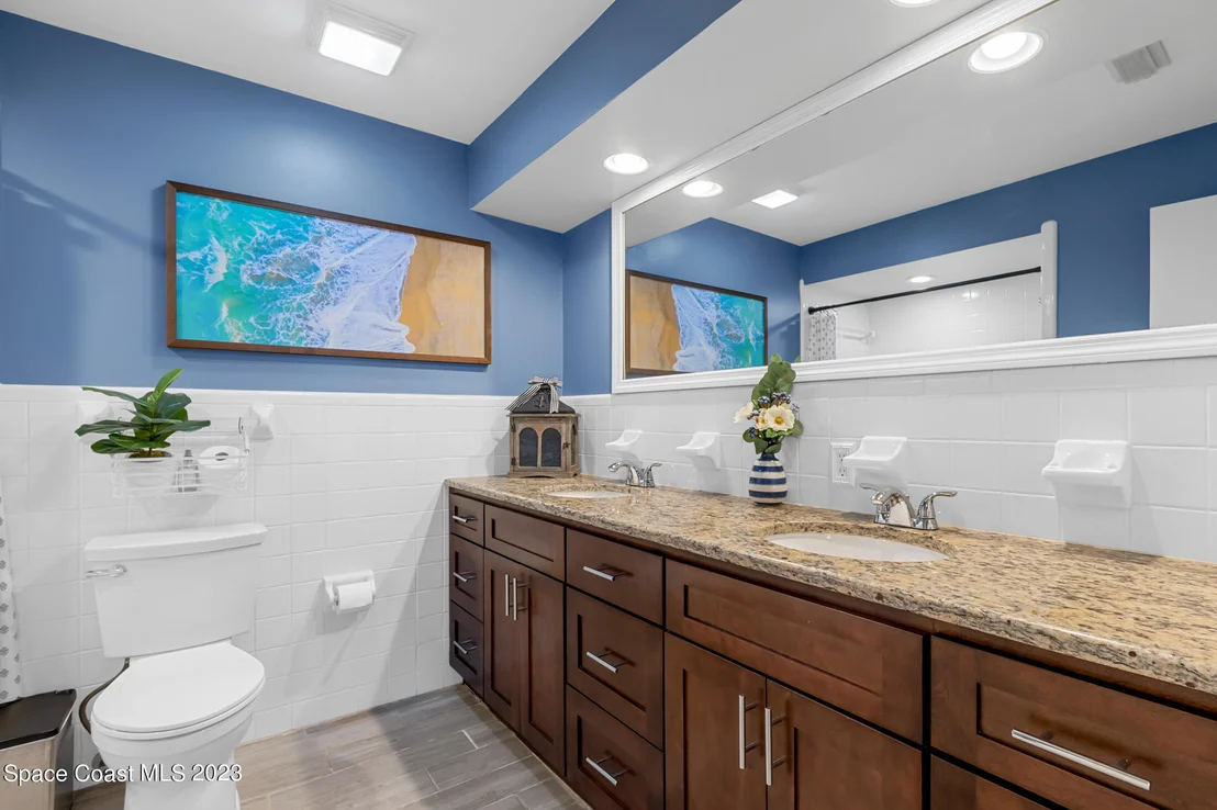 Photo of 2410 Scenic Drive