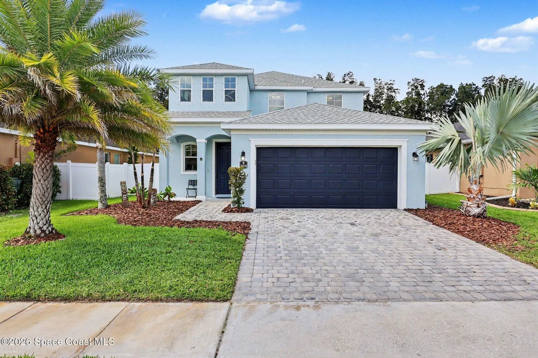 Photo of 2030 Bridgeport Circle