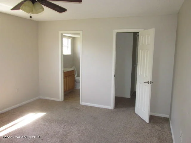 Photo of 437 Thrush Drive