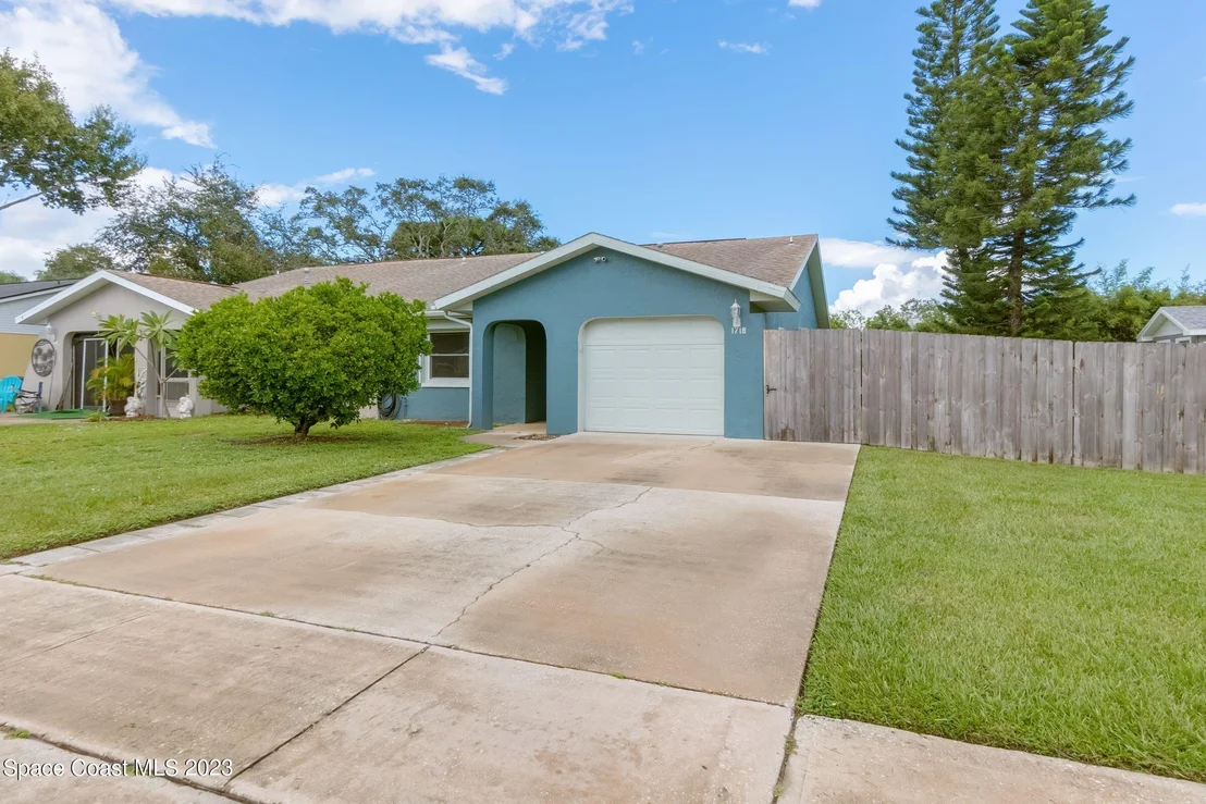 Photo of 1718 Bruman