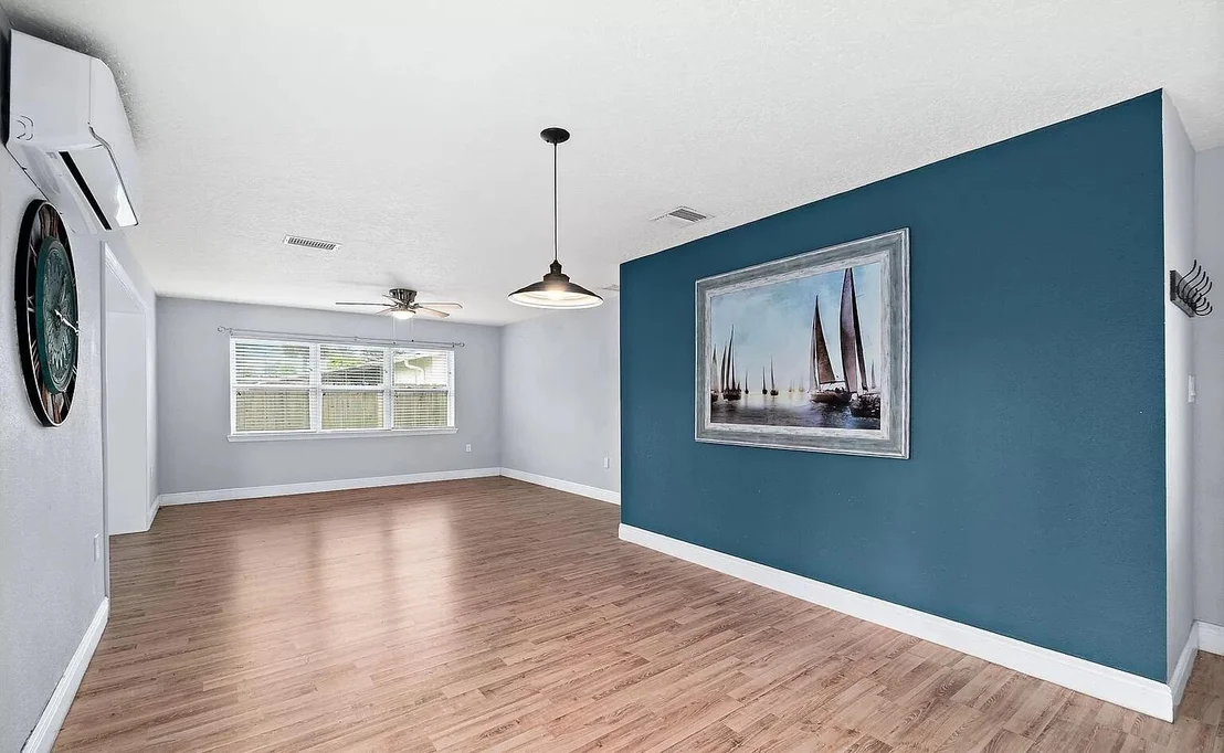 Photo of 179 Clairbourne