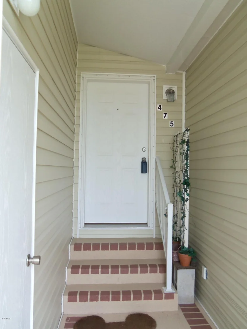 Photo of 475 Outer Drive