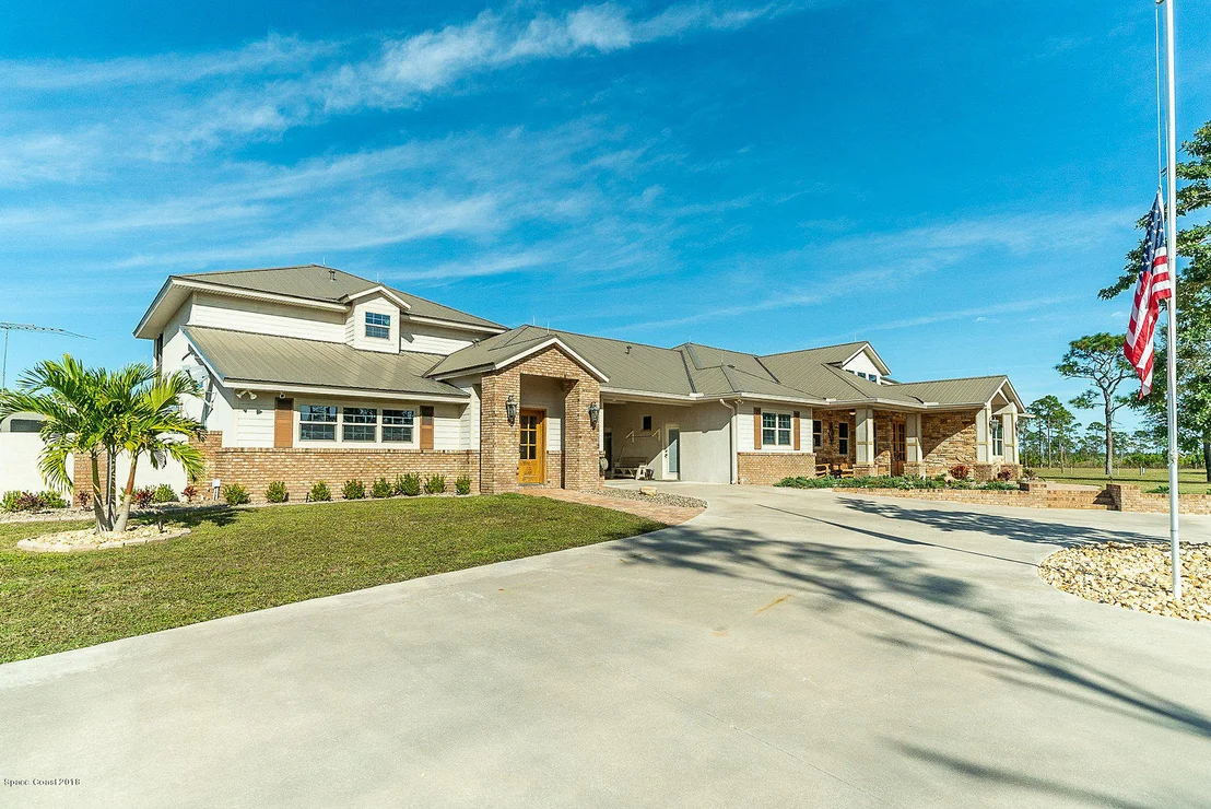 Photo of 3040 Kramer Lane