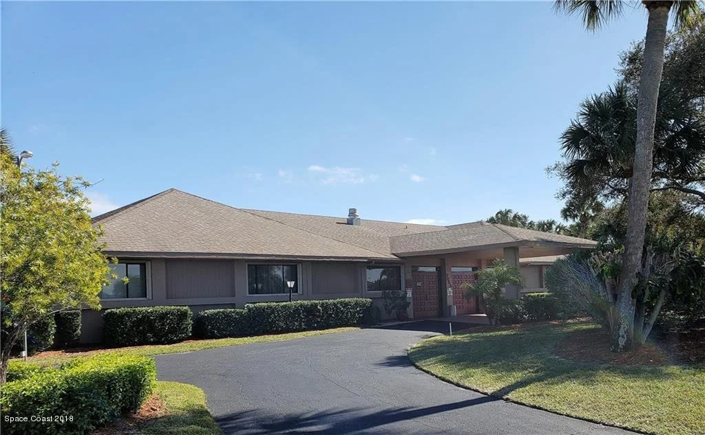 Photo of 7490 Blackhawk Road