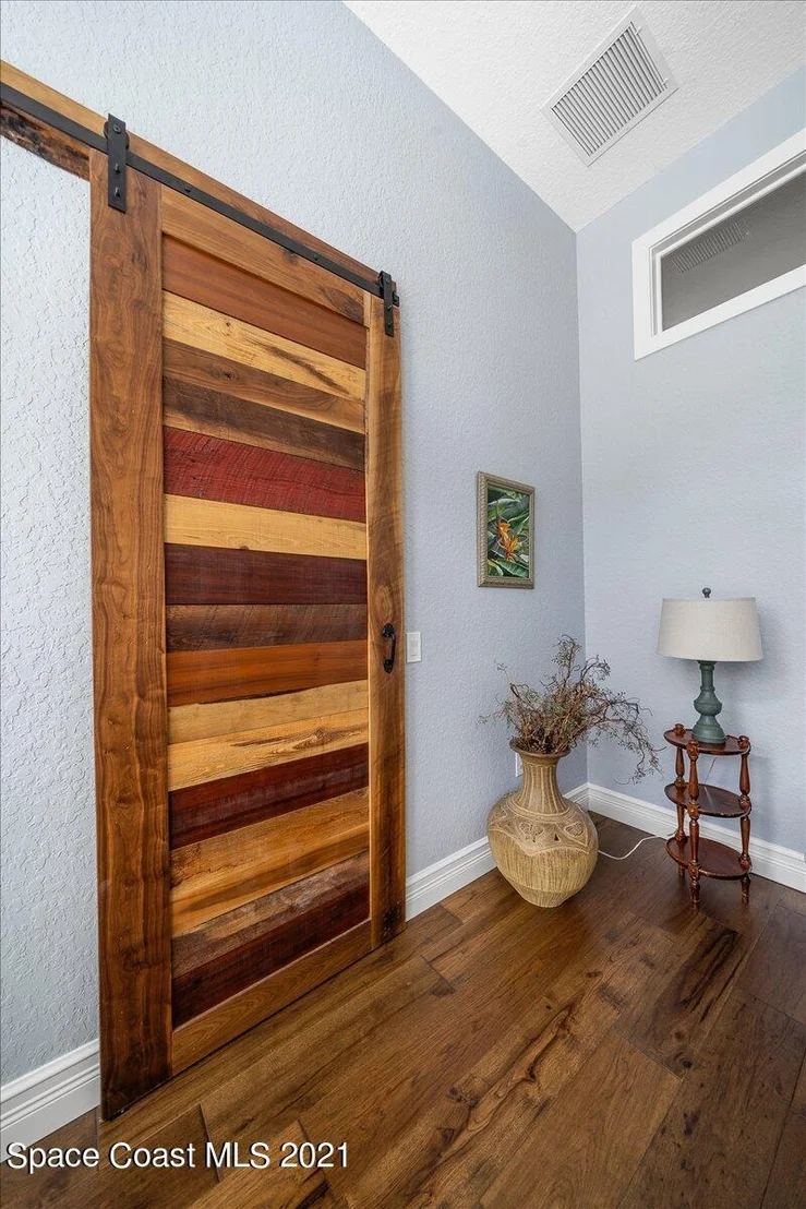 Photo of 2410 Pimlico Lane