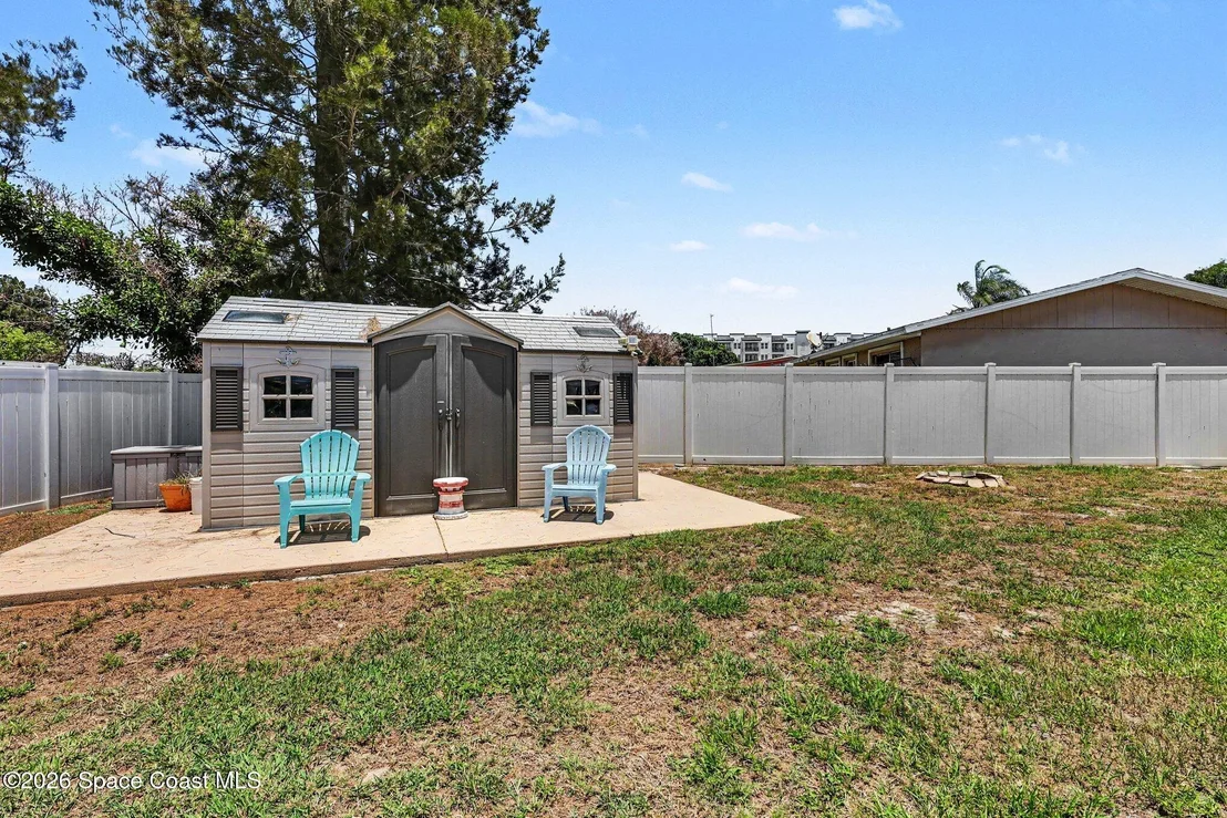 Photo of 1178 Abbey Circle NE