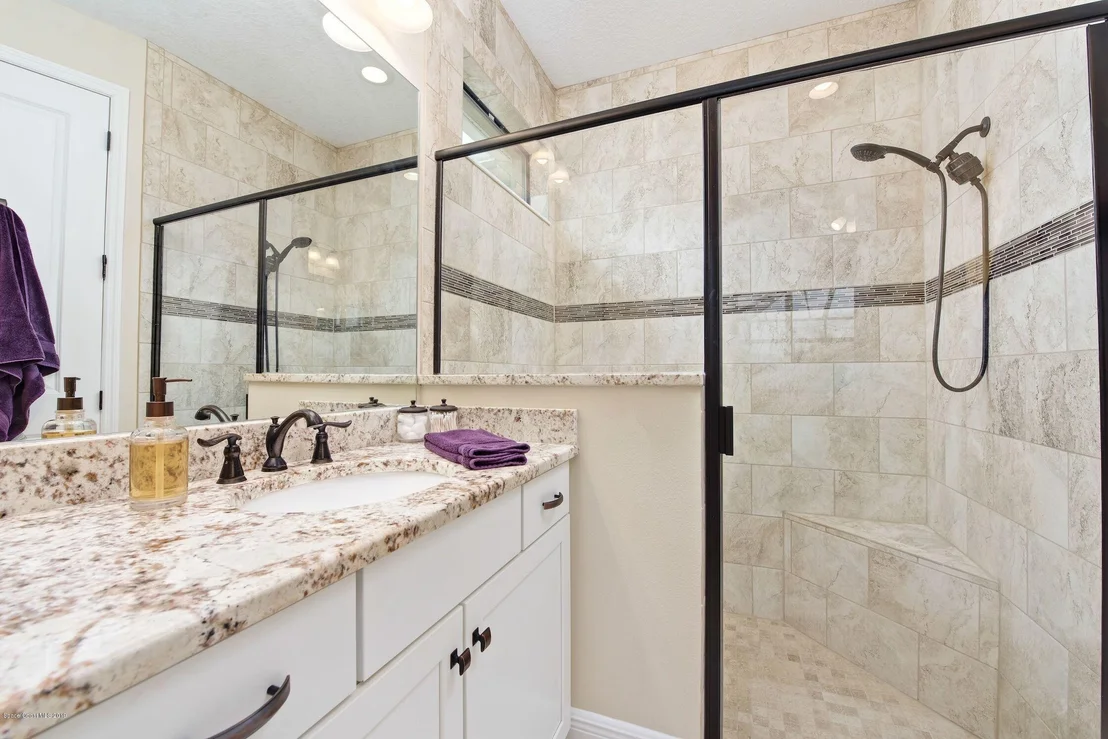 Photo of 7457 Bluemink Lane