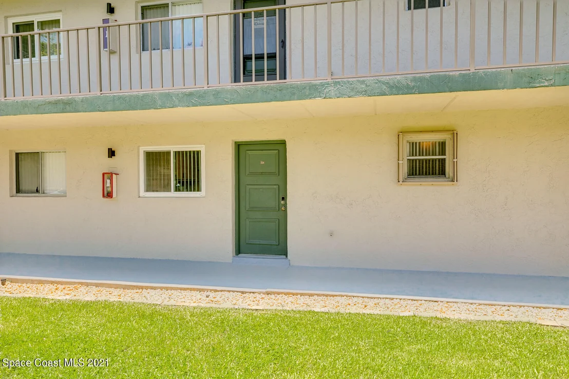 Photo of Unit 122 at 3001 Thrush Drive