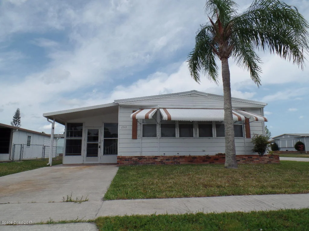 Photo of 2313 Royal Palm Dr. Ne