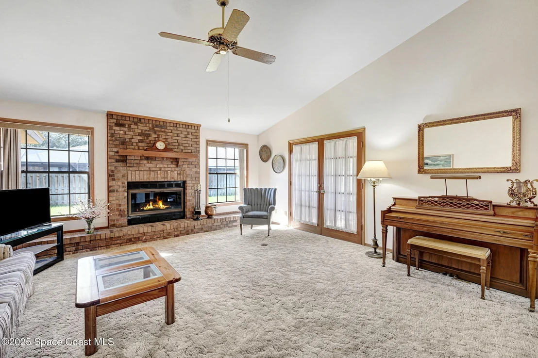 Photo of 2977 Saint Helens Way