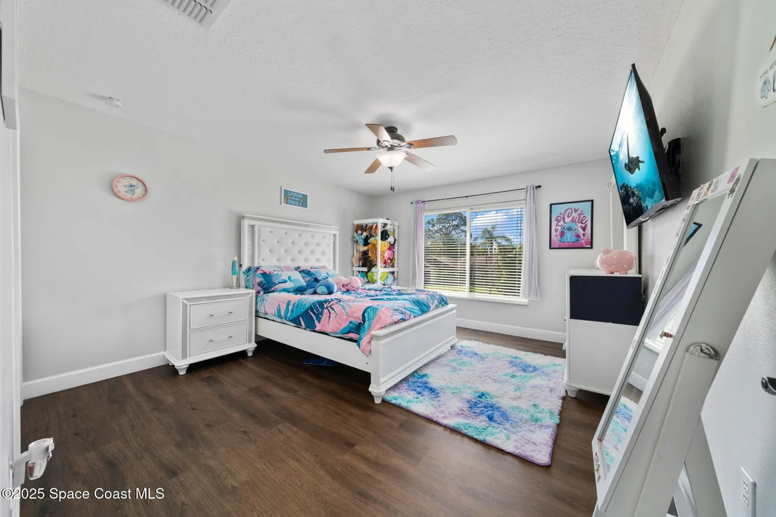 Photo of 4620 Robert Street