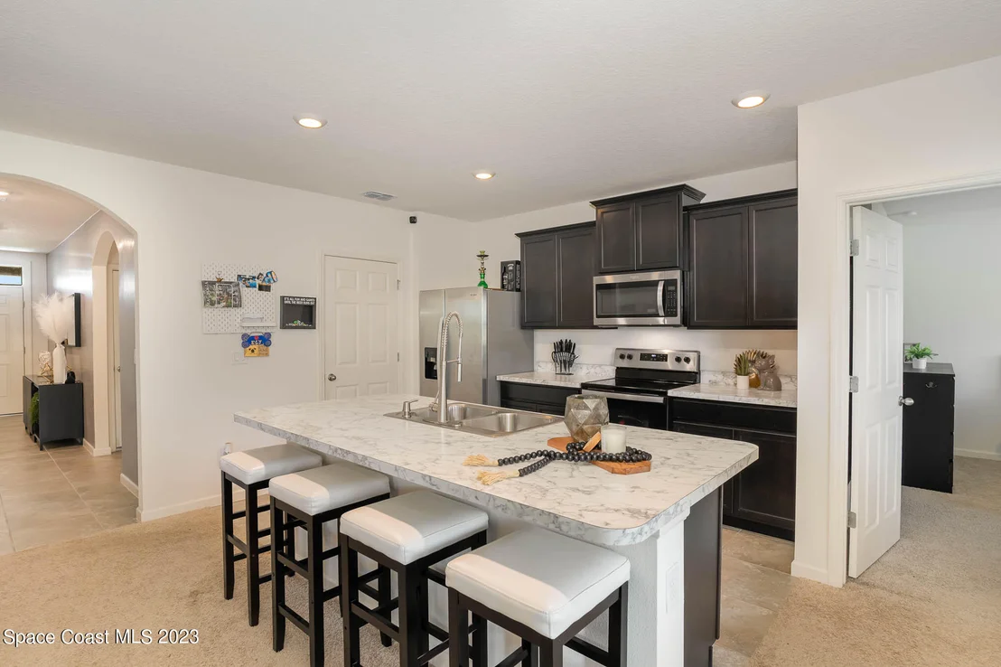 Photo of 3412 Indian River Parkway