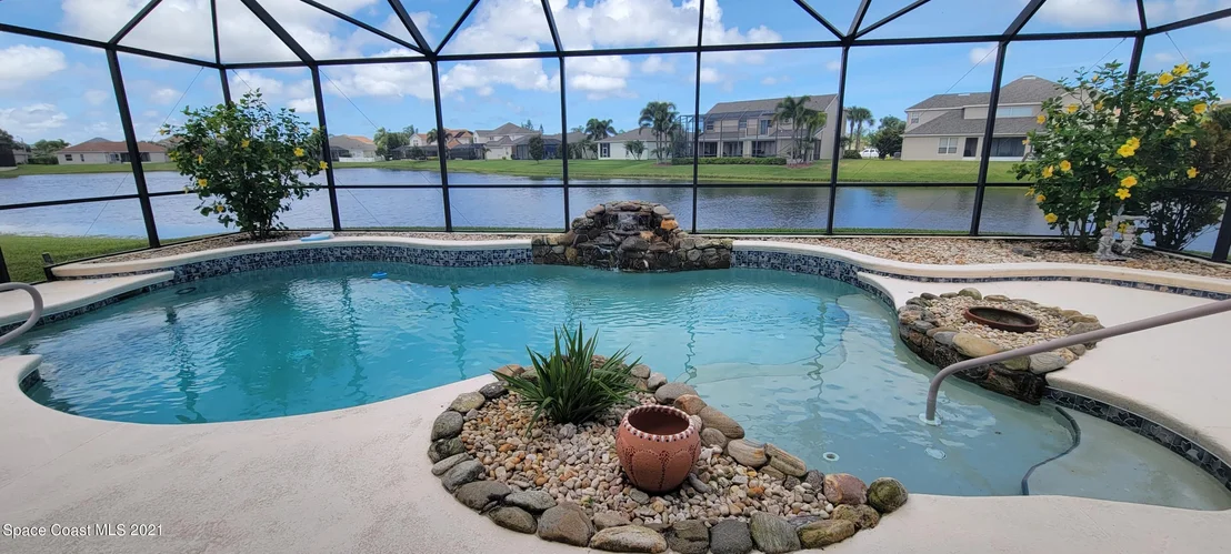 Photo of 3587 Peninsula Circle