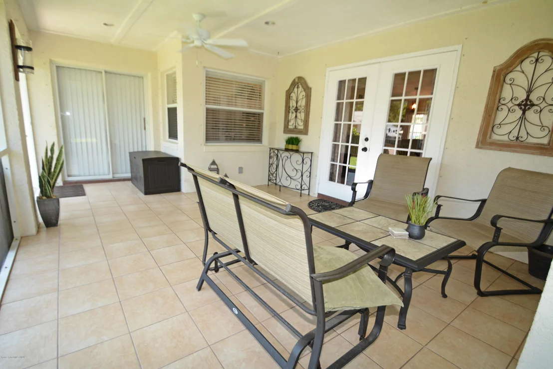 Photo of 6370 Manila Drive