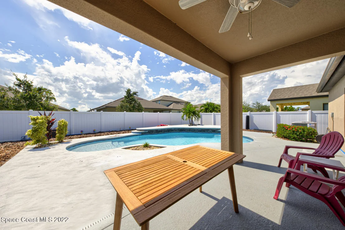 Photo of 1556 Fuji Drive