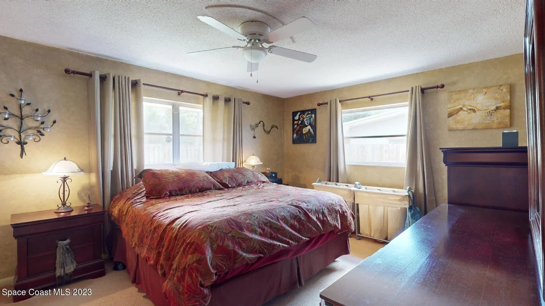 Photo of 383 Chester Drive