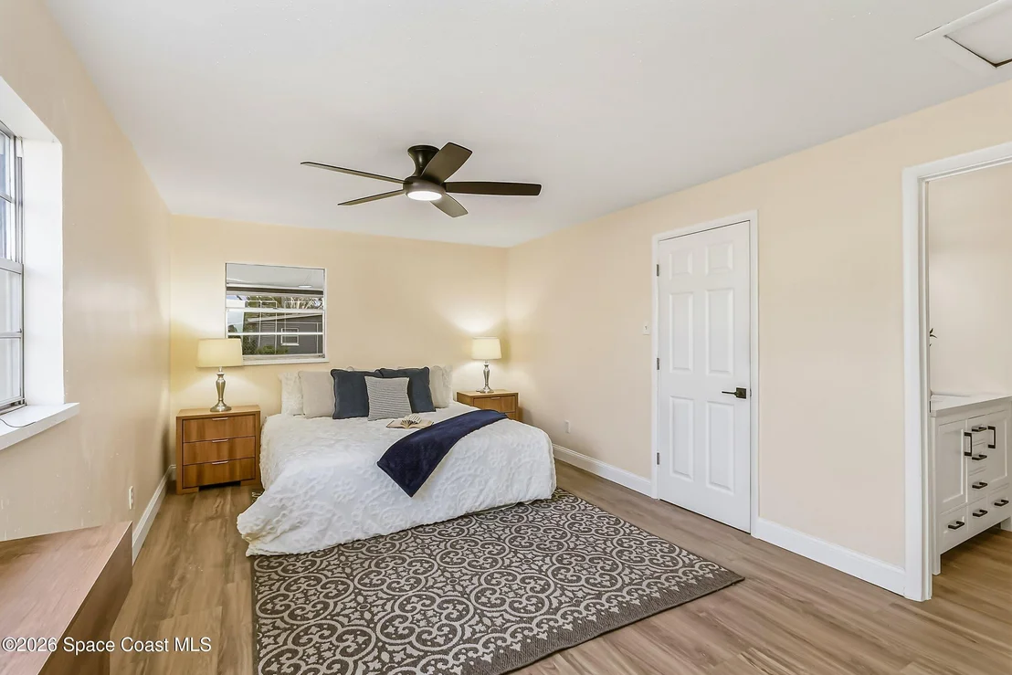 Photo of 2283 Saint Swithin Lane