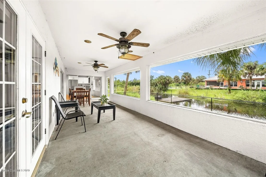 Photo of 4901 Evinrude Road