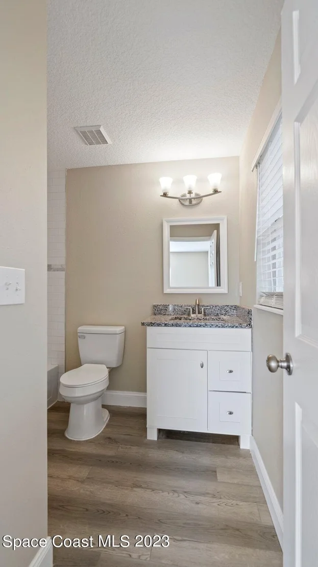 Photo of 60 Bay Lane