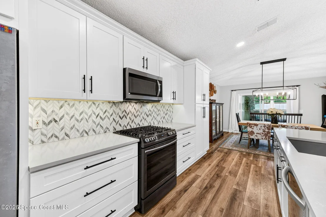 Photo of 1716 Vista Lake Circle
