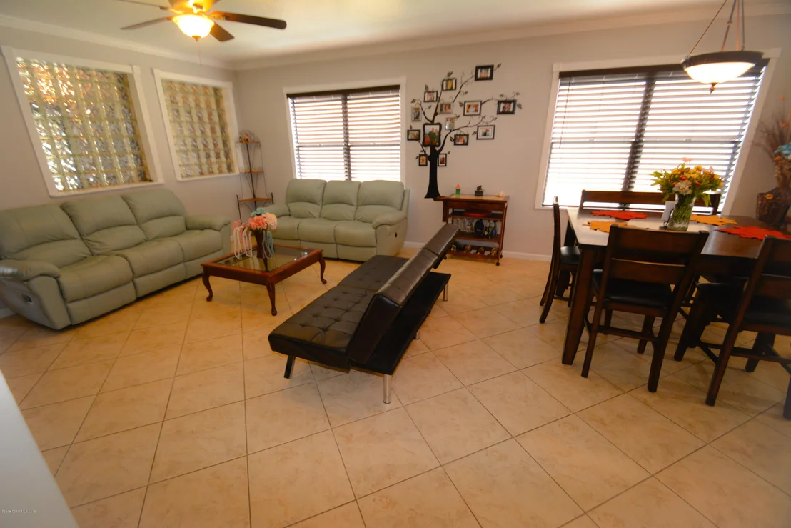 Photo of 734 Dryden Circle
