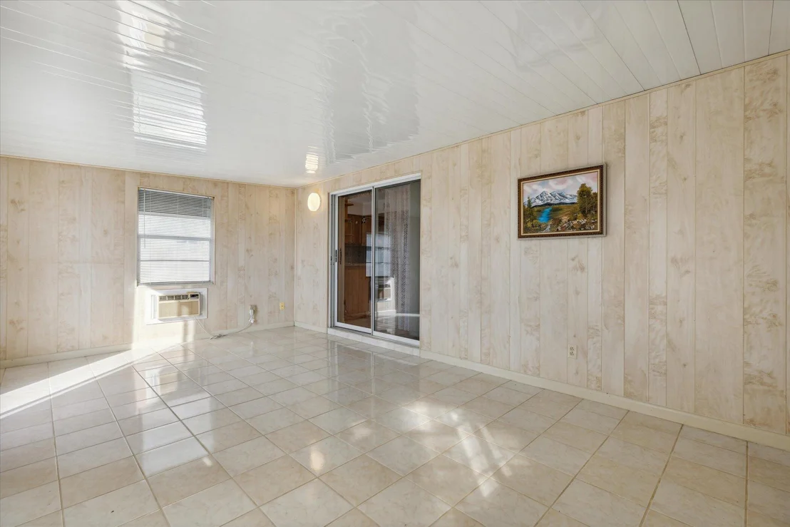 Photo of 2962 Chipper Drive NE