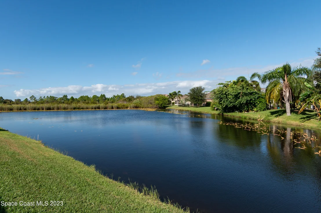 Photo of 1456 Litchfield Drive