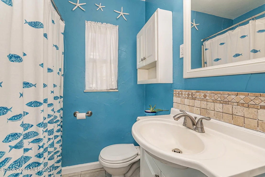 Photo of 570 Loveridge Drive