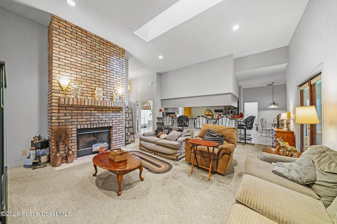 Photo of 2180 Figtree Drive