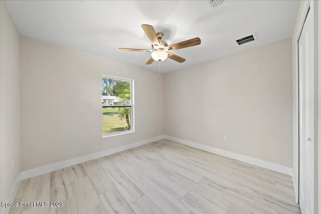 Photo of 5445 Friendly Street