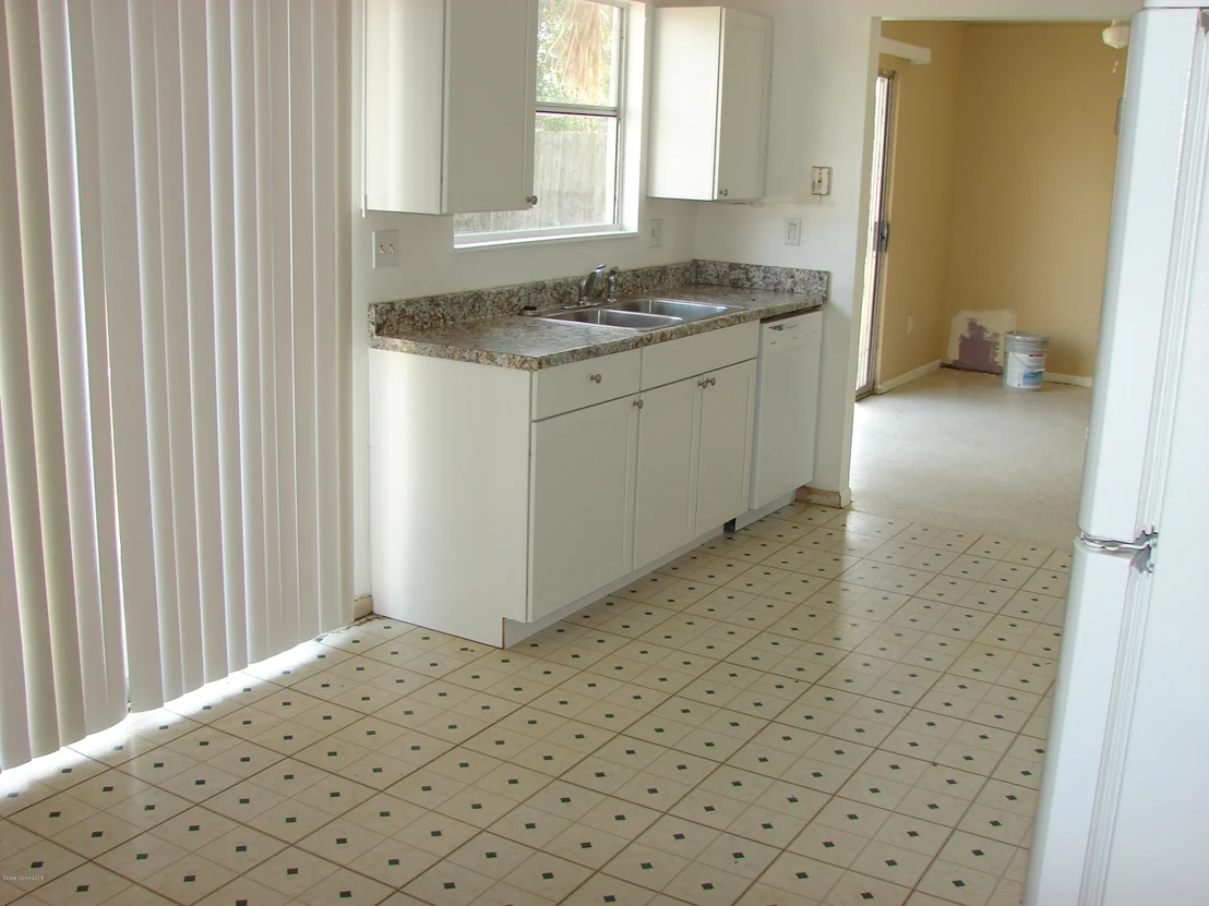 Photo of 1005 Jersey Lane NE