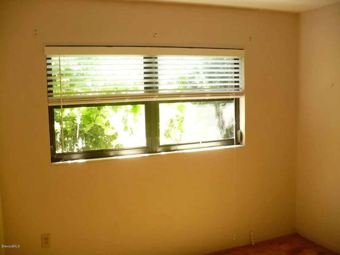 Photo of 18 Burlington Avenue