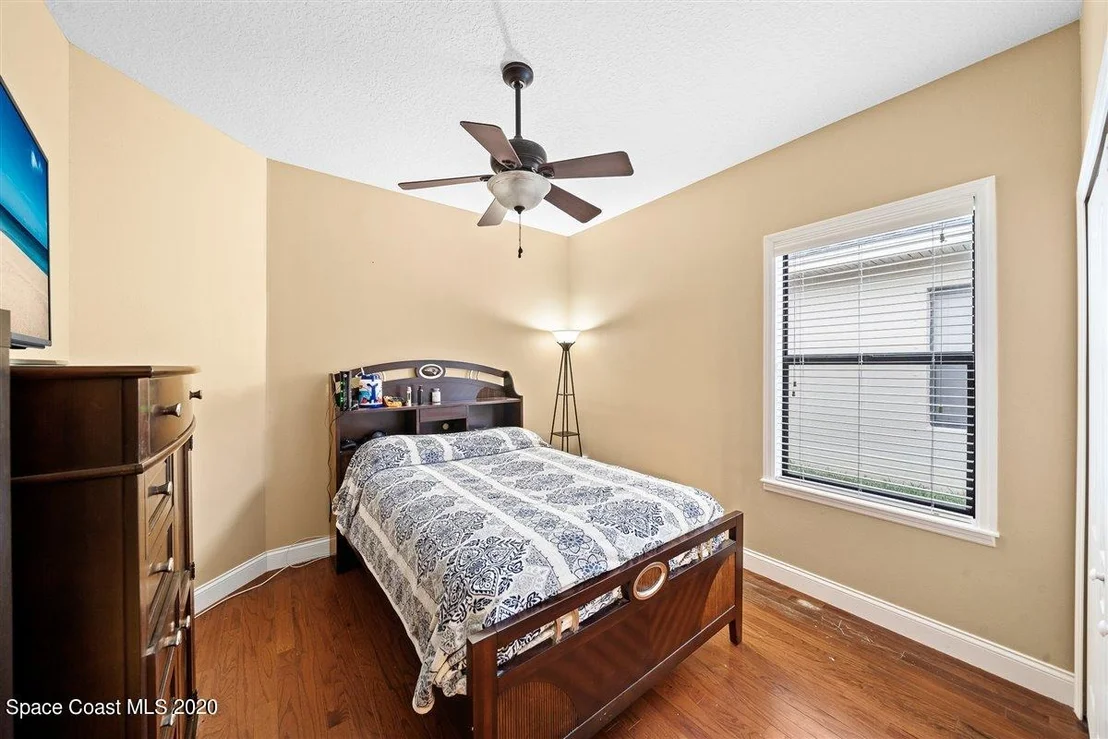 Photo of 1429 Corbett Lane