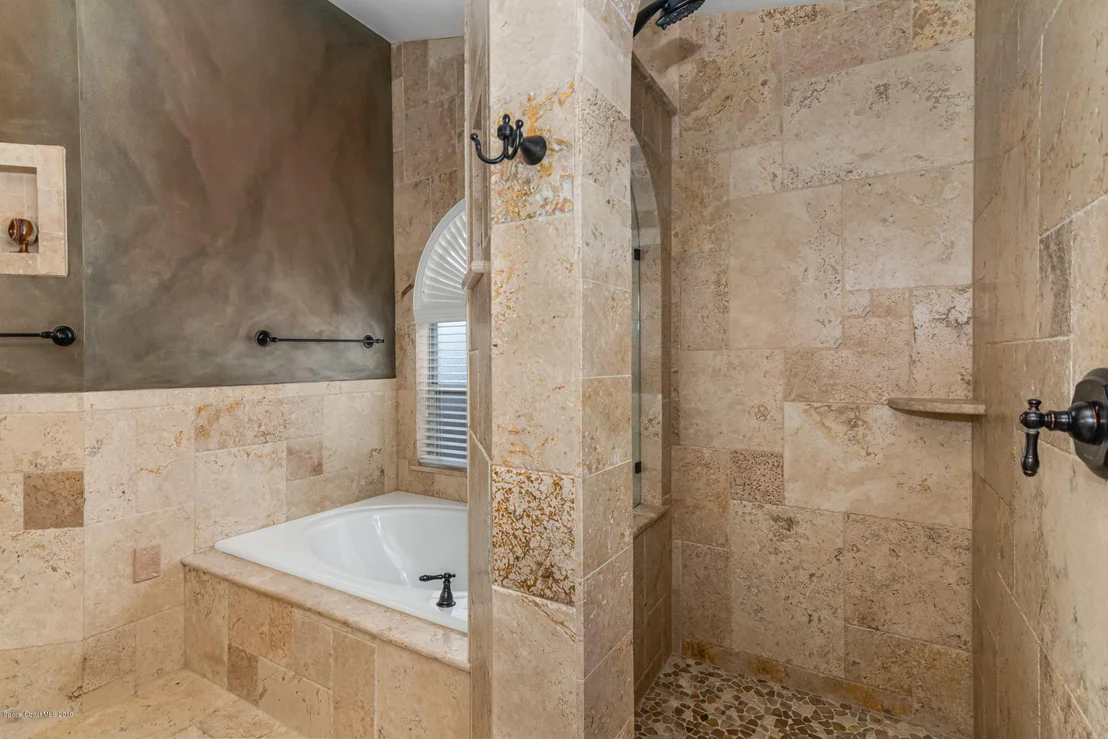 Photo of 3340 Lake View Circle