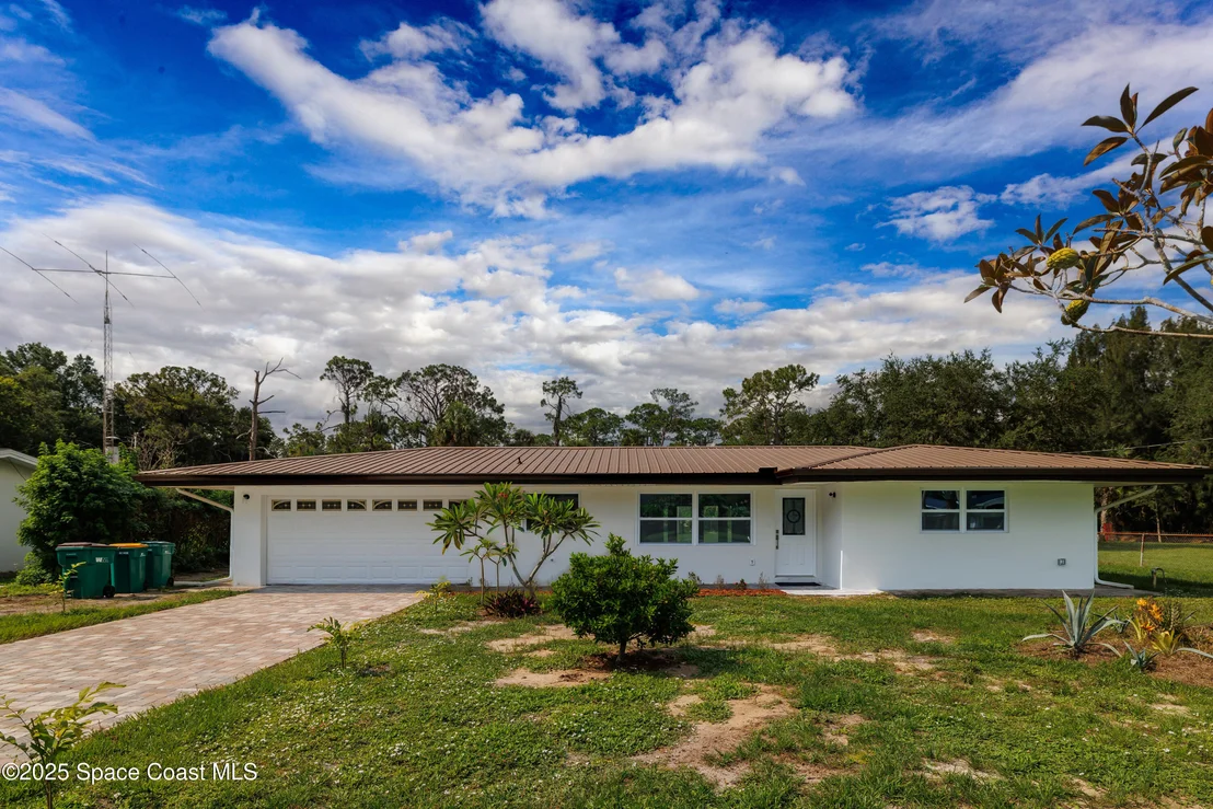 Photo of 8473 Sylvan Drive