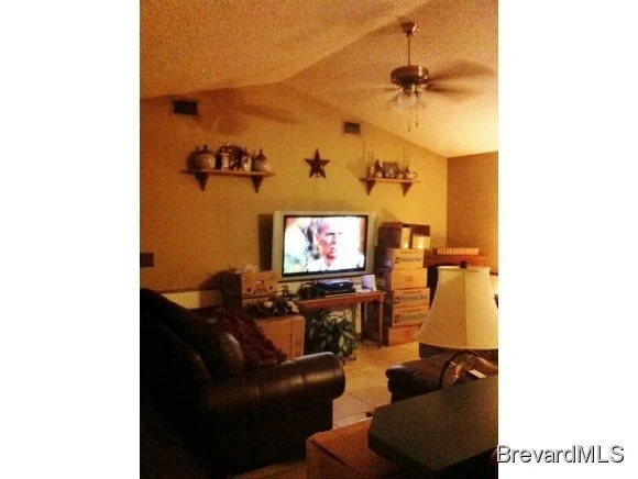 Photo of 386 NW Gordon