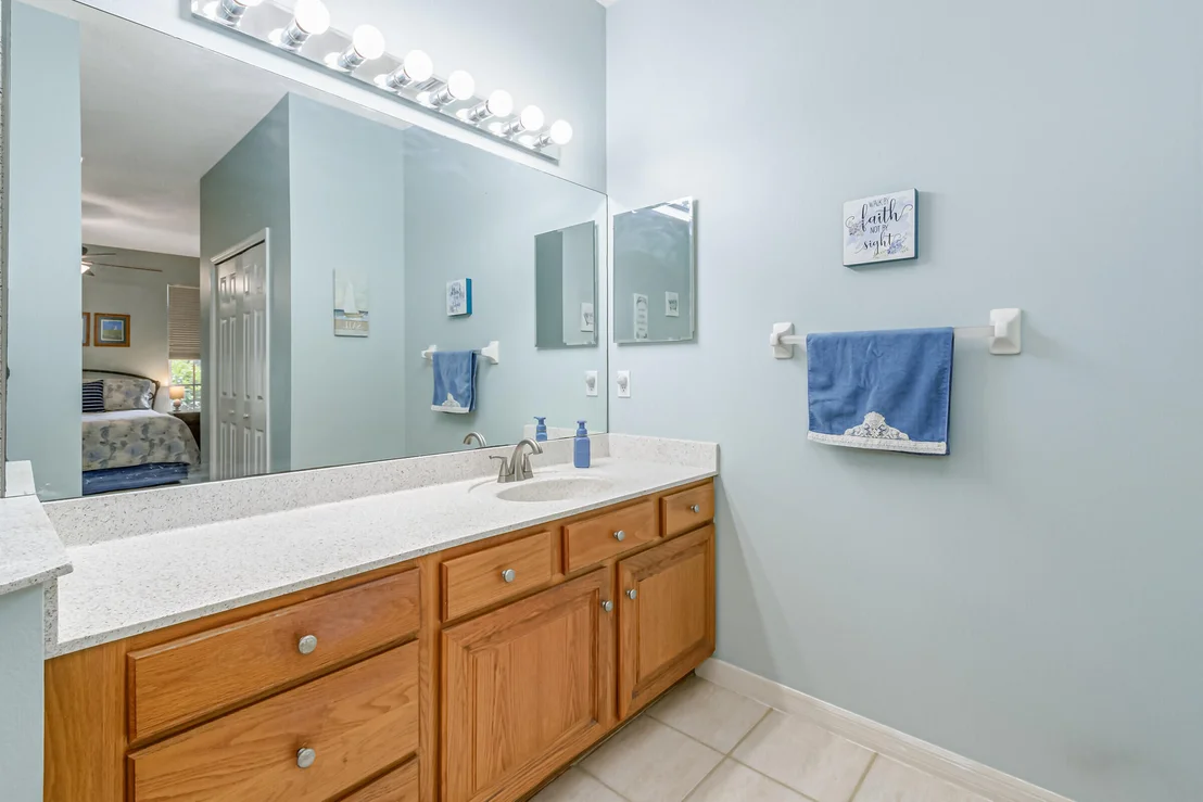 Photo of 937 S Fork Circle